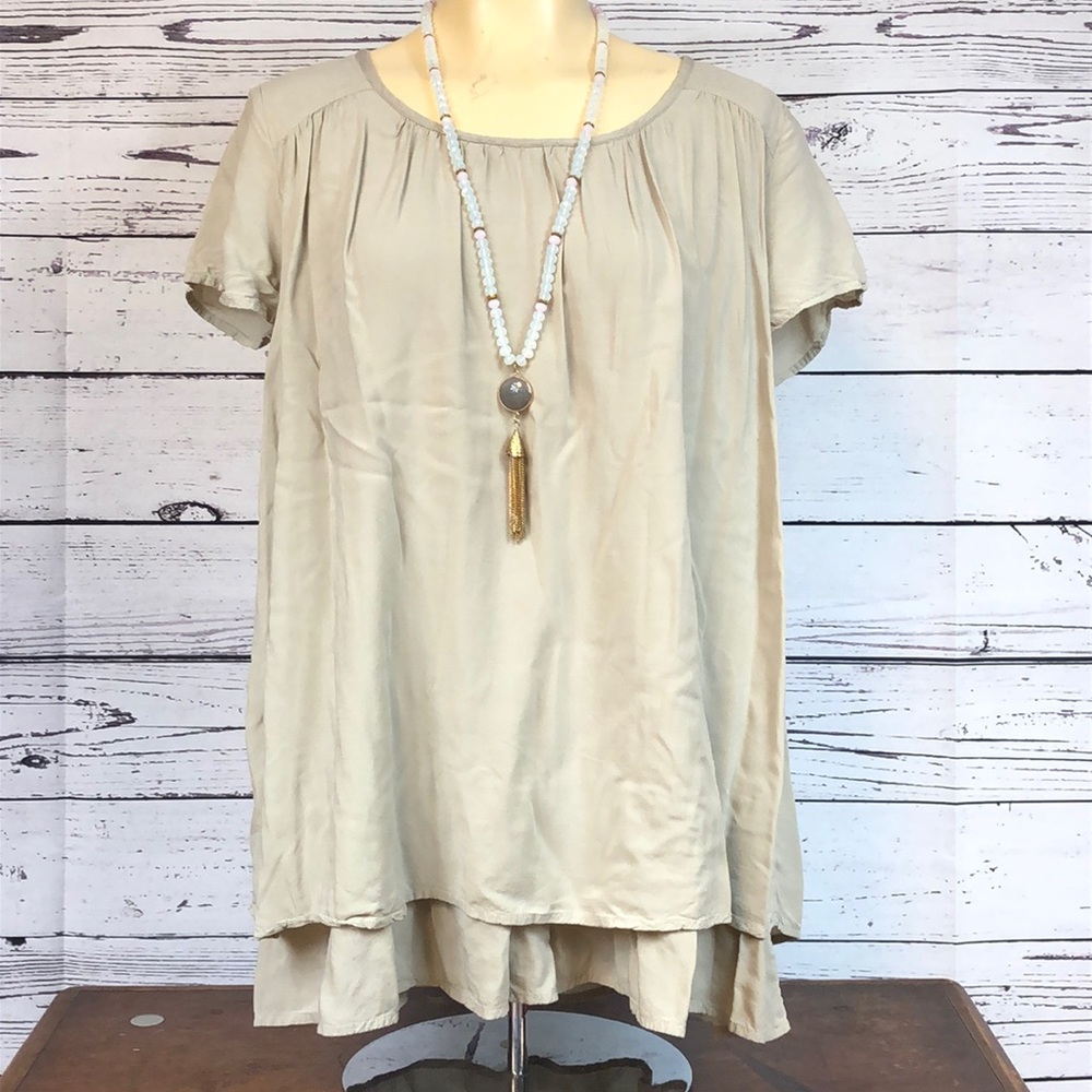 mj women’s tan blouse